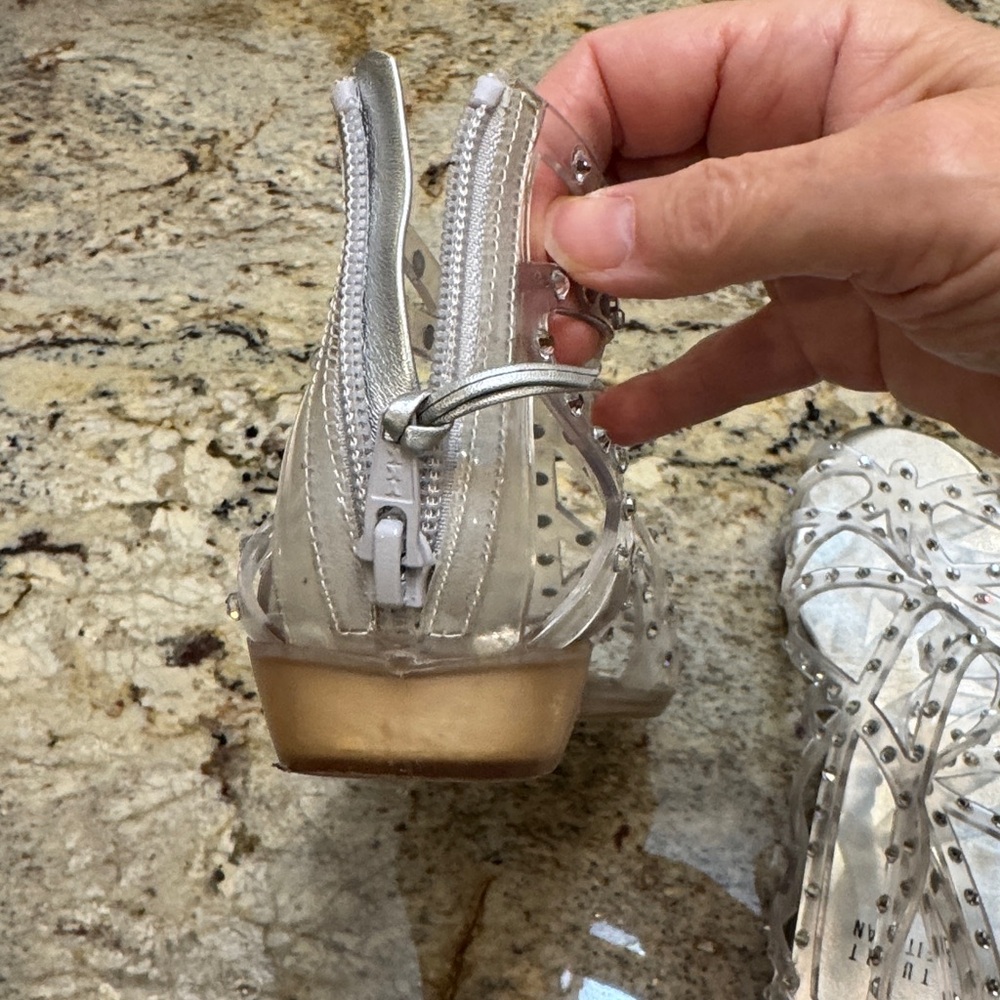 Stuart Weitzman Elegant Jelly Silver Women's Sandals with rhinestones. Worn once - Picture 2 of 8